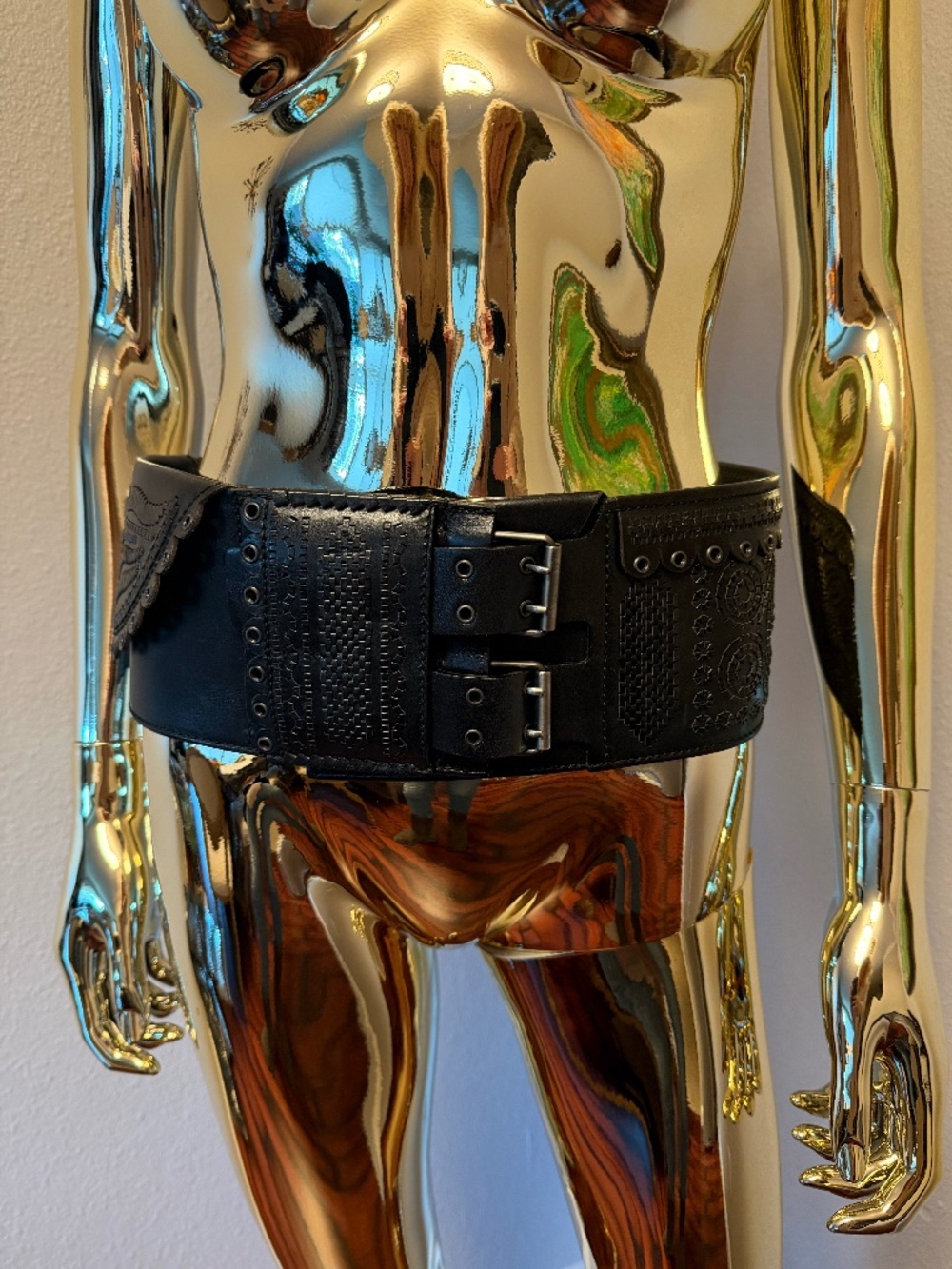 Yves Saint Laurent Vintage 2001 Waist Belt Size: M